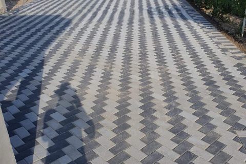 Block pavers in East Midlands