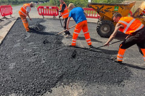 Tarmac Surface Dressing in East Midlands